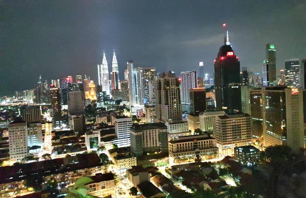 Regalia Suites With Infinity Pool Klcc By Staycation Homes Kuala Lumpur Kültér fotó